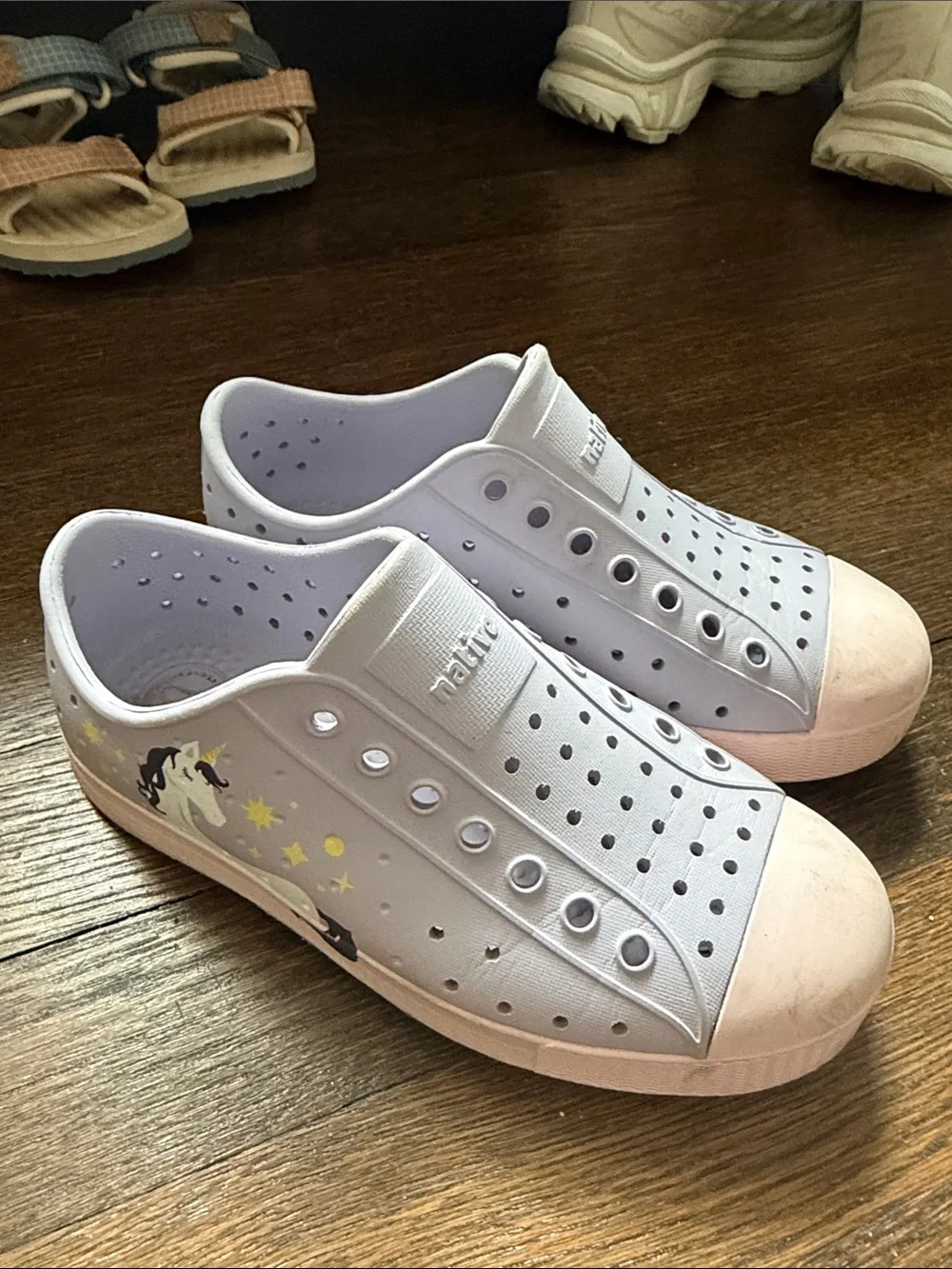 Native Kids Slip-On Water Shoes in Pale Lavender with Unicorn Detail